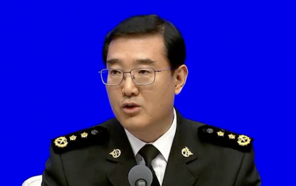 巨龙配资 海关配备智能查检设备，不开包就能查出“异宠”